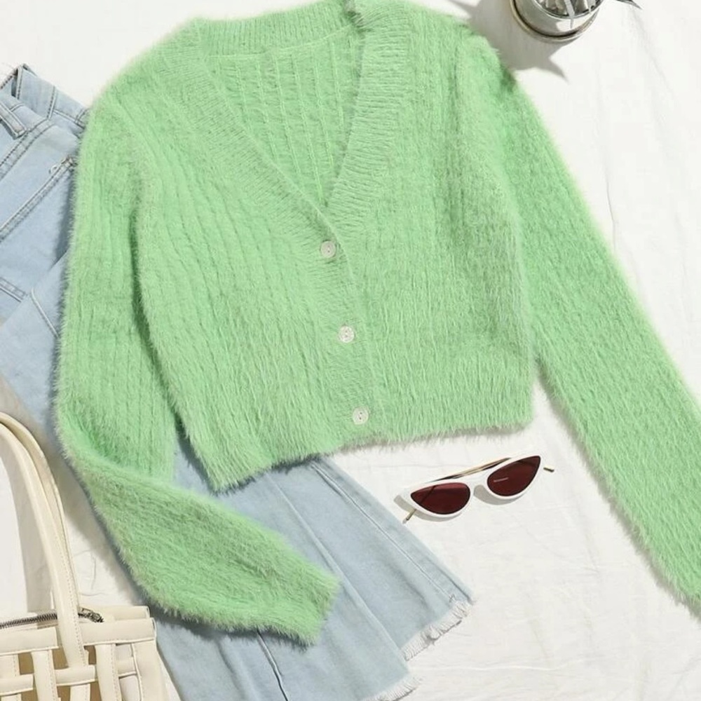 SHEIN Fuzzy Cropped Cardigan Size M